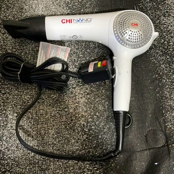 Chi nano hair dryer/ blow dryer ionic tech - Picture 1 of 6